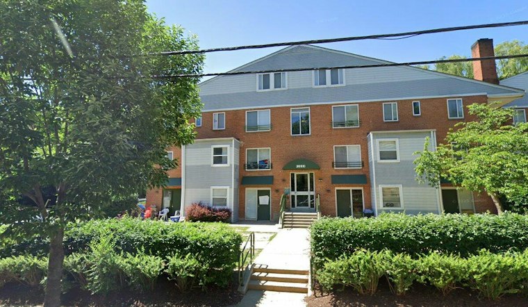 Three Shot On Savannah Terrace SE, DC Police Hunt Silver Sedan