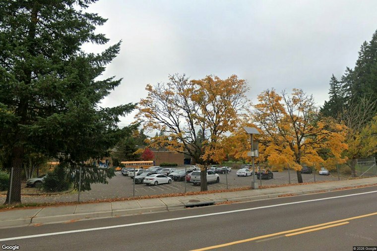 Tigard Family Sues District for $950K After Oven Cleaner Served on School Pretzels