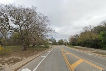 TikTok Live Vape Sale Turns Into Shooting Near San Antonio's South River Walk
