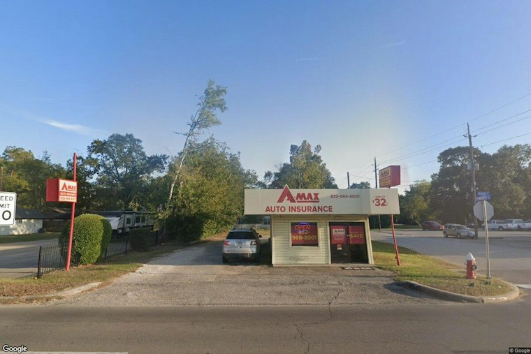 Tomball Hands Sno Angels Sno Balls a $40K Facelift for Old Main Street Spot