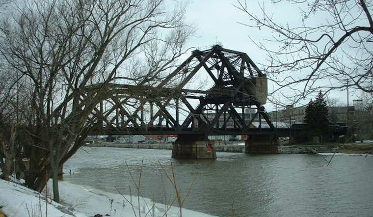 Tonawanda Bets on Infrared Sensors to Stop Trucks Smashing Into Young Street Bridge