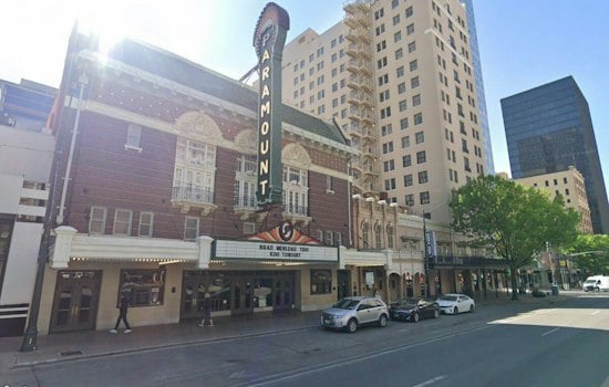 Towering Brazilian Comedian Rafi Bastos Brings Netflix Specials to Austin's State Theatre