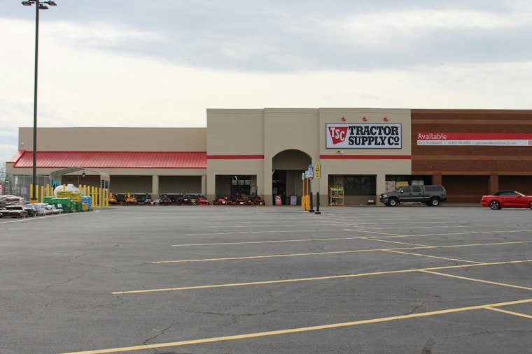 Tractor Supply Eyes $2.7M Canyon Lake Store Along FM 306