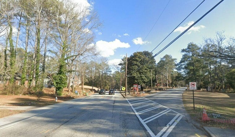 Tree Damages Vehicles at Atlanta Apartment Complex