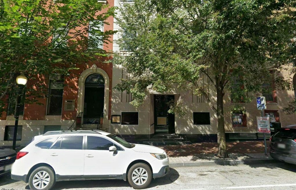 Tropical Lounge Echelon Replaces Troubled Sangria Spot in Mount Vernon