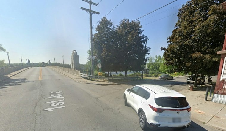 Troy Police Tase, Arrest Suspect in Knife Robbery Near 1st and 112th