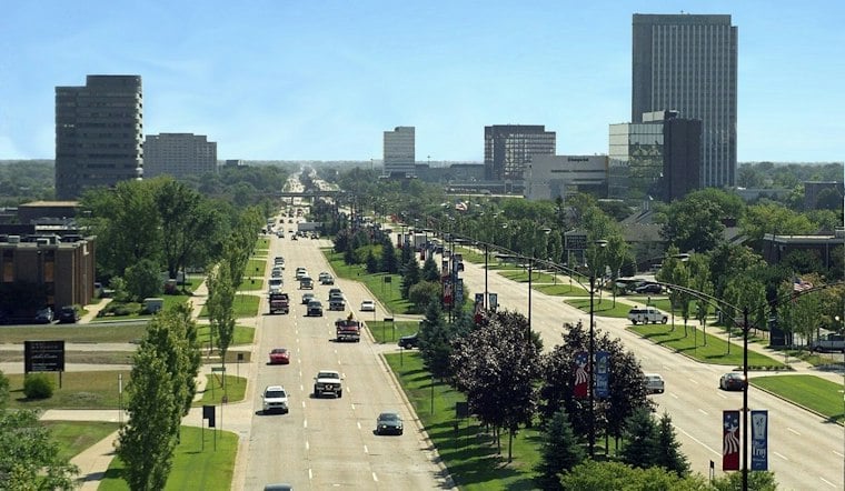 Troy's City Center Retail Collection Sells for $40 Million Near I-75