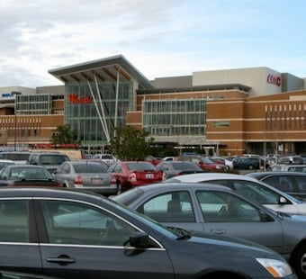 Tukwila Detective Grabs Man Dangling From Southcenter Parking Garage