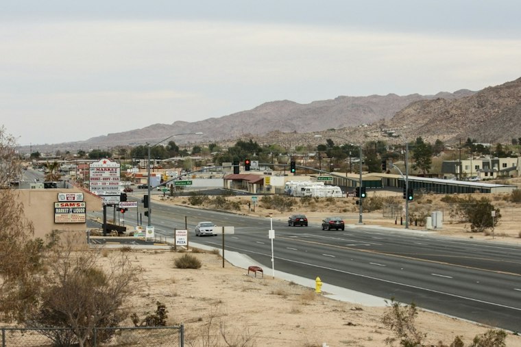 Tulare Mother Grabs Child Through Joshua Tree Window, SWAT Nabs Her 74 Miles Away