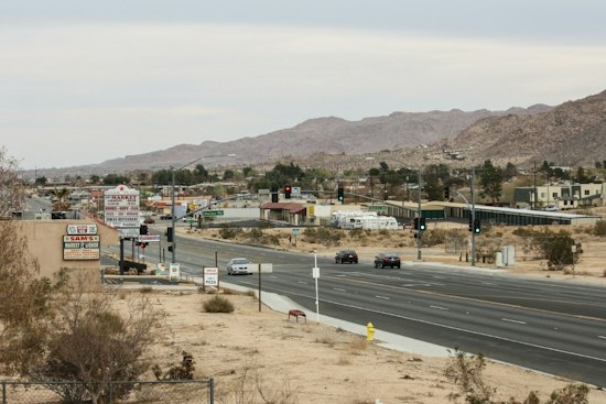 Tulare Mother Grabs Child Through Joshua Tree Window, SWAT Nabs Her 74 Miles Away