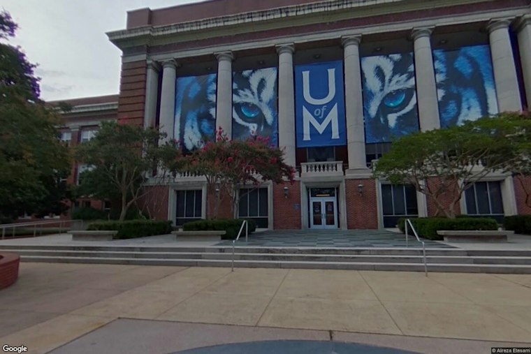 Turning Point USA Debate Draws Crowds, Clashing Signs at University of Memphis