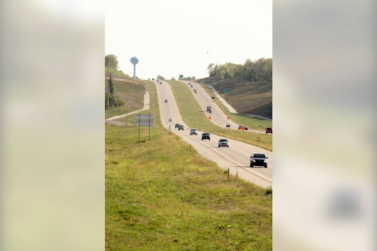 Two Dead After Kansas City Teen Tries to Pass Two Cars on U.S. 59