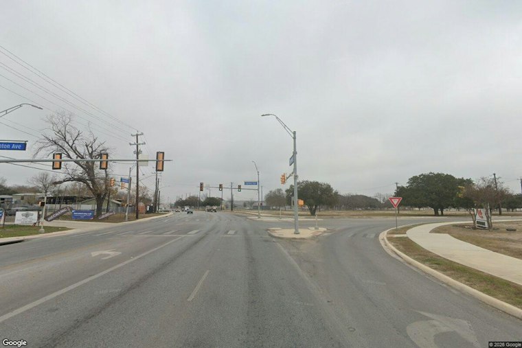 Two Dead After Speeding SUV Slams Into Utility Pole on Southwest Side