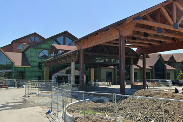 Two Dead in Guest Room at Poconos Great Wolf Lodge, Police Probe Family Tie