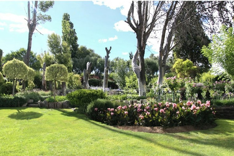 Two Private Houston Gardens Open Their Gates for One Day Only, Oct. 10