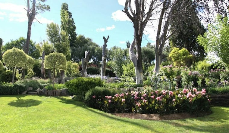Two Private Houston Gardens Open Their Gates for One Day Only, Oct. 10