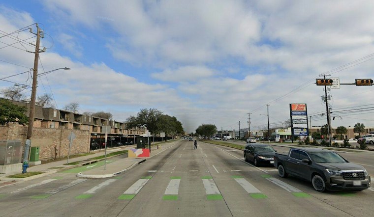Two Suspected Minors Shoot METRO Bus Rider in Leg, Vanish in SW Houston