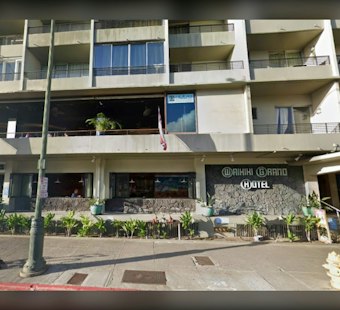 Two Waikiki Bars Got to Stay Open Until 4 A.M. — Here's How That Happened