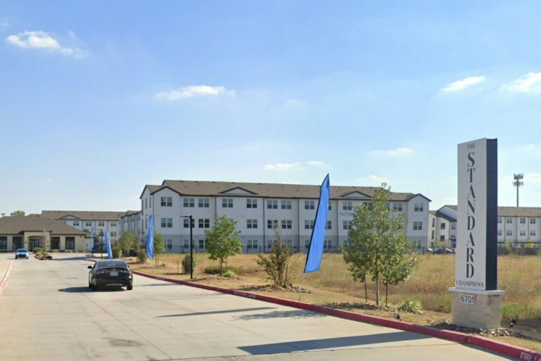 Two Young Children Found Wandering Alone at Houston Apartment Complex