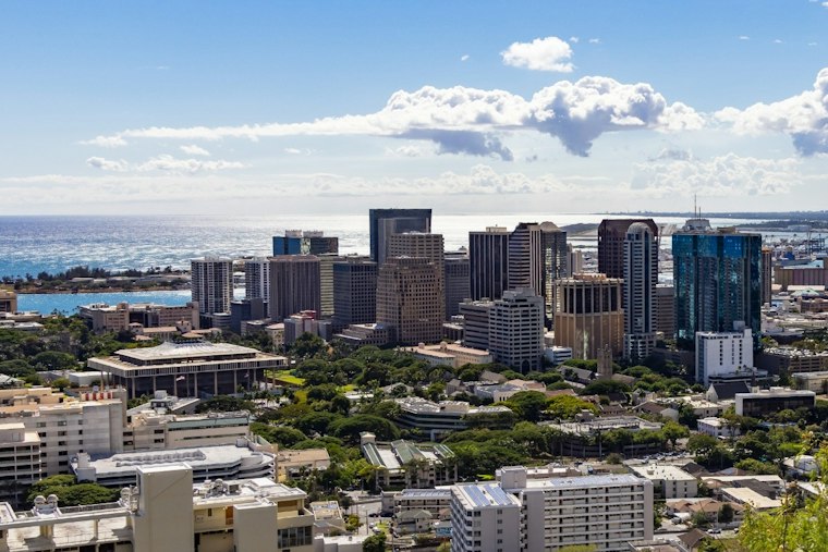 UH and UMass Ink Five-Year Pact to Fortify Energy Grids and National Security Research