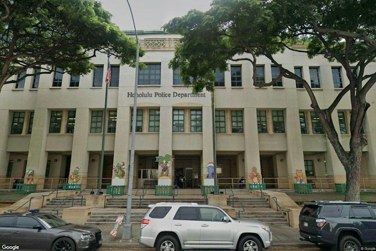 UH Manoa Student Reports Dorm Room Assault After Dating App Meetup Turns Dangerous