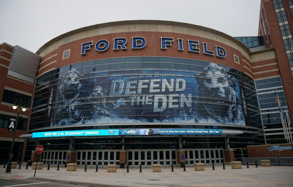 Unbeaten Catholic Central Meets Brother Rice in Centennial Prep Bowl at Ford Field