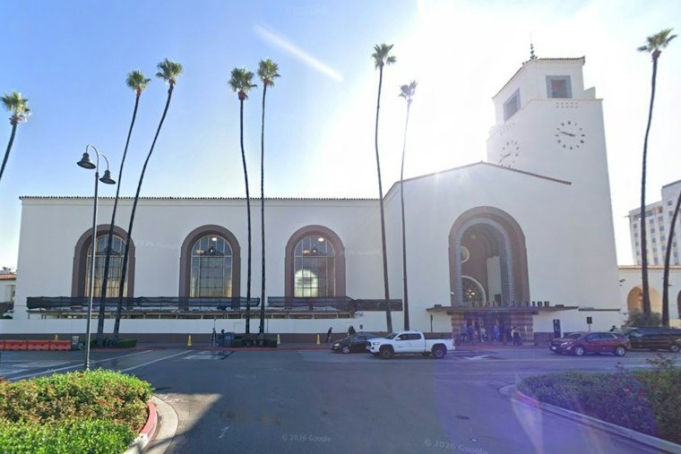 Union Station Throws Free Halloween Bash With Stilt Walkers, Costume Contest