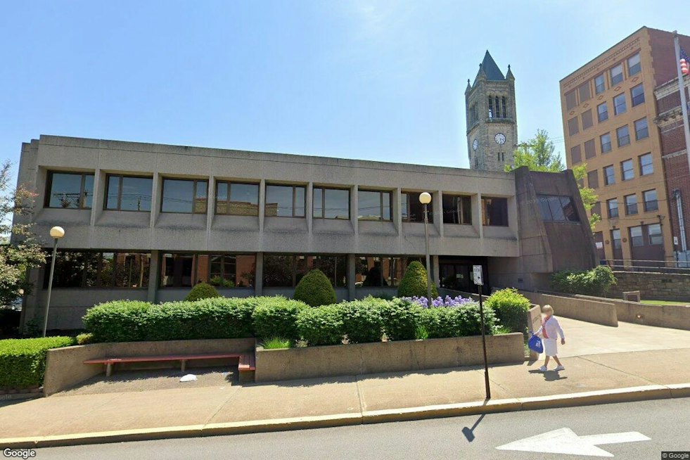 Uniontown Yanks ICE Police Deal From Agenda After Residents Push Back