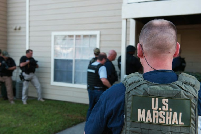 US Marshals Hunt Bakersfield Parolee Jeffrey Minyard Over Violent Past