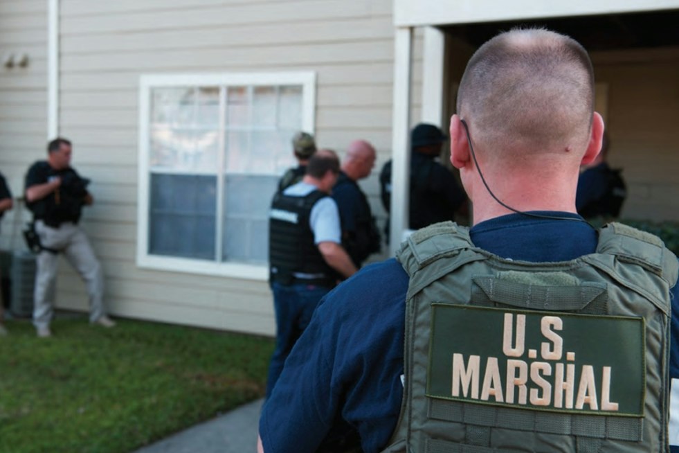 US Marshals Hunt Manitowoc Man Accused of Abusing Kids After Toddler's Death