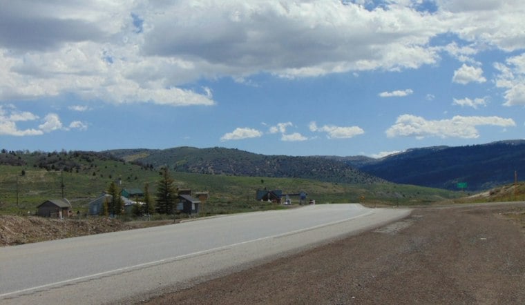 Utah County Man Accused of Hurling Boulders at Cars on Route 6, Surrenders at Gunpoint