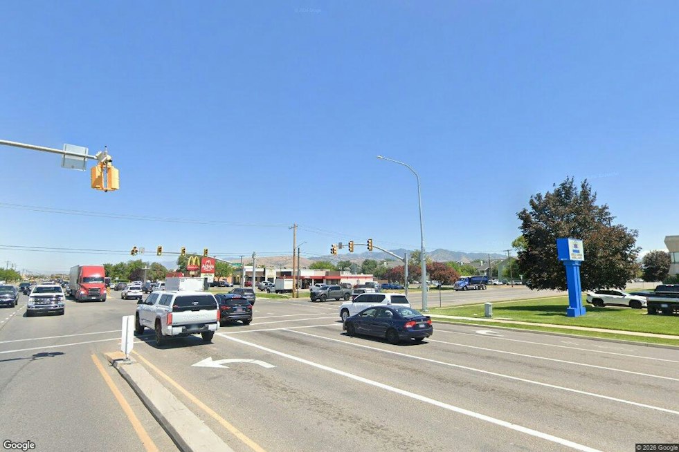 Utah Lawmaker Revives Red-Light Camera Push After 130 Deaths Since 2020