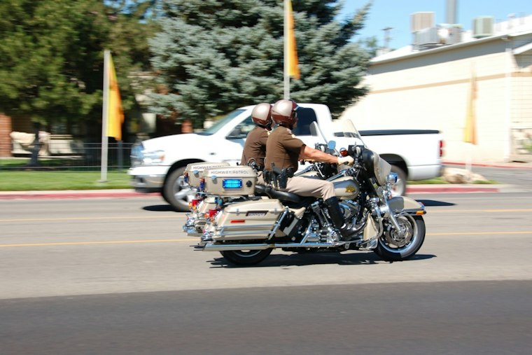 Utah Lawmakers Push to Make Motorcycle Lane Filtering Permanent, Widen It to 55 MPH Roads