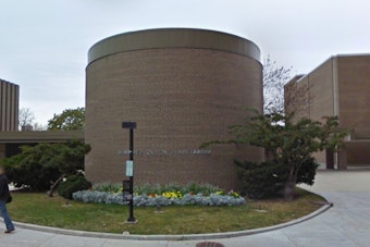 UWM Planetarium Turns Haunted Manor for Third Year of ‘Creepy Cosmos’