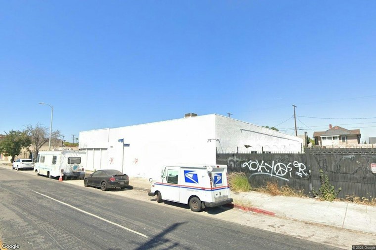 Vacant South LA Motel Catches Fire, Crews Battle Flames on Second Floor