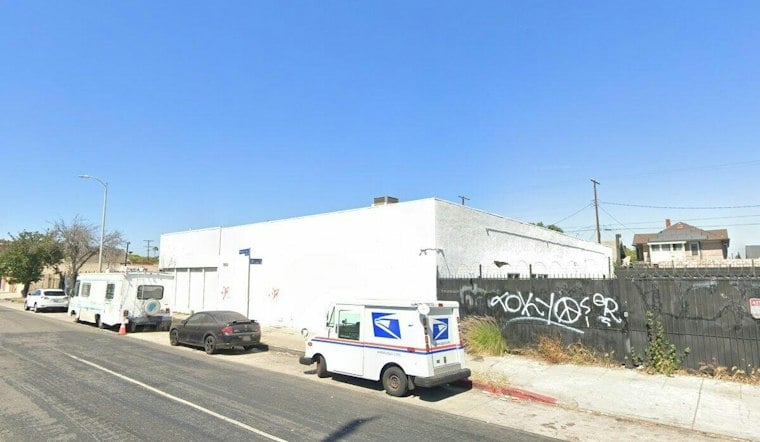 Vacant South LA Motel Catches Fire, Crews Battle Flames on Second Floor