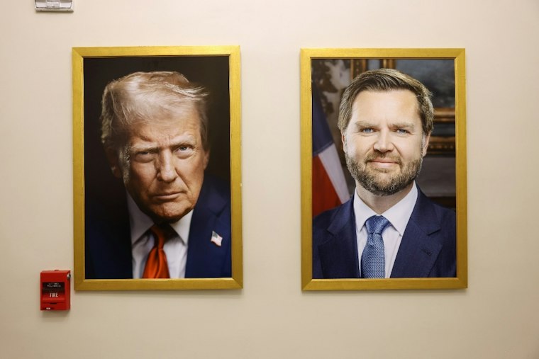 Vance Snubs Trump on Netanyahu, Says He's Focused on the Midterms Instead