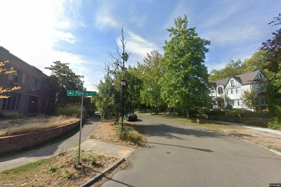 Vehicle Found Partly Submerged Near Montlake Park, Rescue Swimmers Search Union Bay