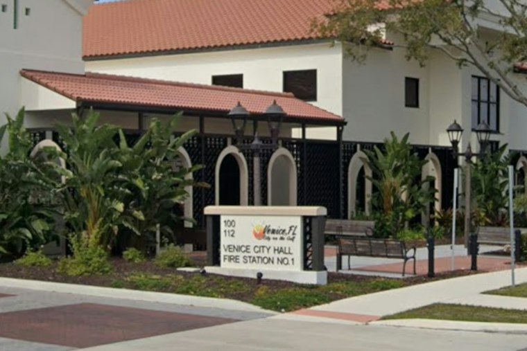 Venice Council Advances 1-Year Data Center Pause Proposal
