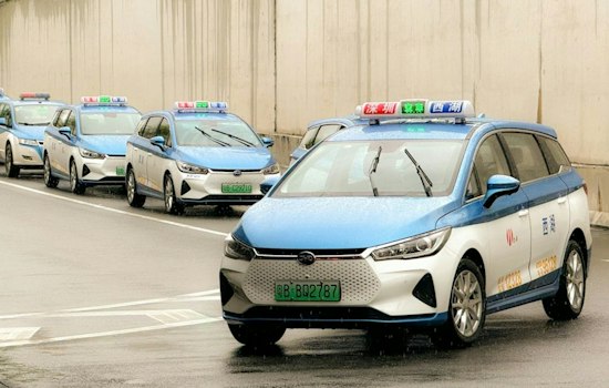 Vietnamese Electric Taxi Firm Green SM Rolls Into L.A. With 500 Cyan Cars