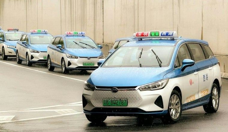 Vietnamese Electric Taxi Firm Green SM Rolls Into L.A. With 500 Cyan Cars