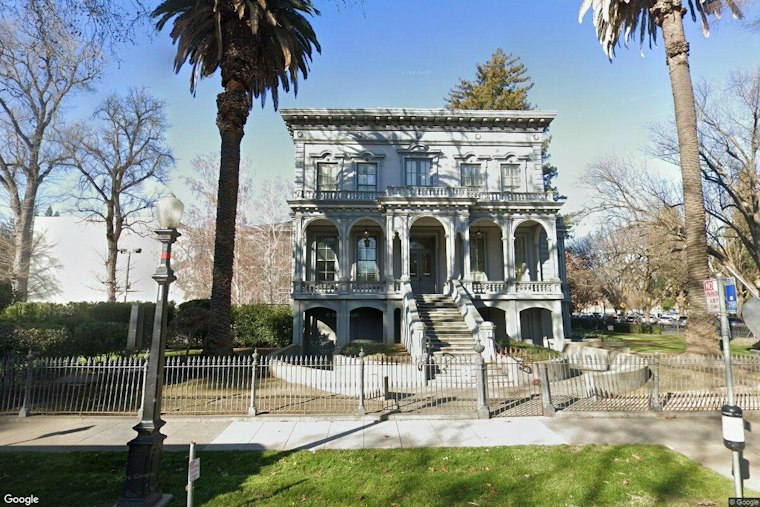 Vollmann Gives Rare Sacramento Reading to Lift Up Younger Novelist
