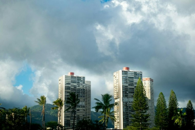 Waikiki Summit Tackles Hawaii's Cost-of-Living Challenges