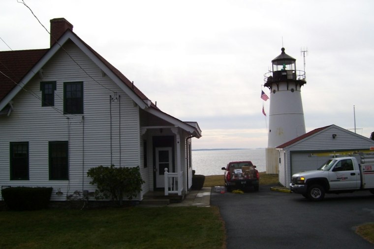 Warwick Neck Lighthouse Auction Tops $1.1M After City's Free Bid Fails