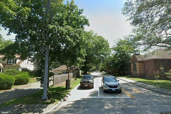 Warwick Ward 1 Forum Dispute Puts Foley and Cushman at Odds