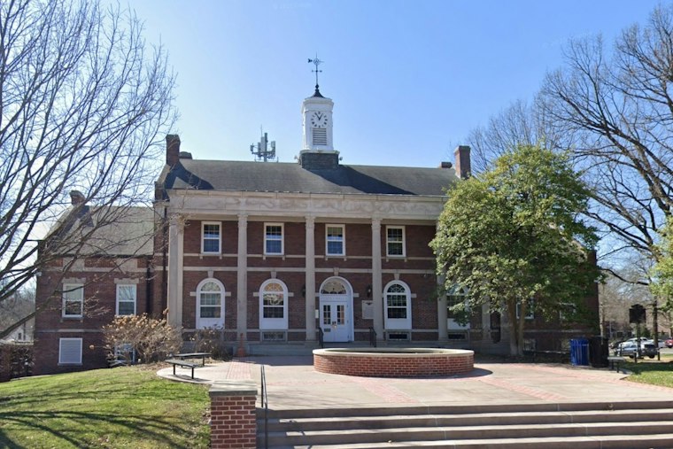 Webster Groves Council Presses Police Chief Over Flock Cameras, ICE Fears
