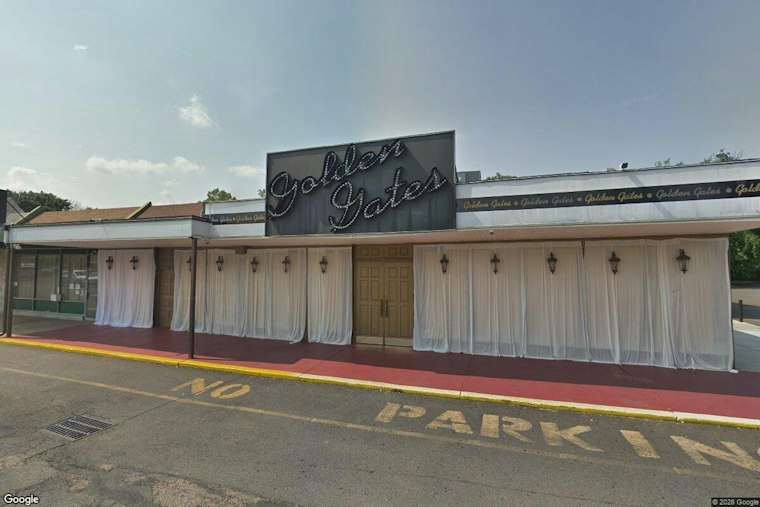 Wedding Guest Shot Twice Outside Somerton Restaurant, Gray Honda Sought