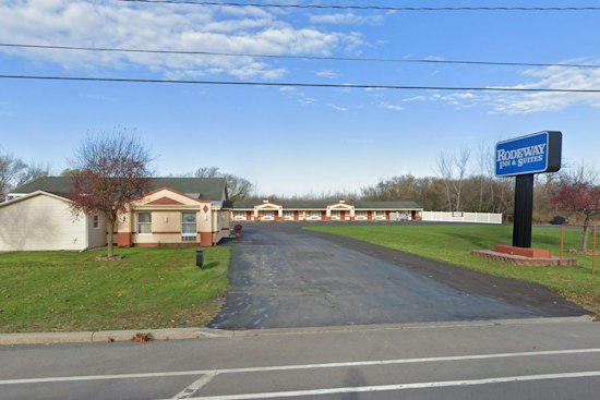 Weedsport Teen Accused of Pulling Kitchen Knife, Threatening to Kill Hotel Guest