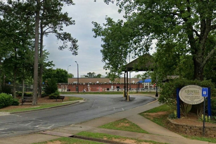 West Nile Resurfaces at Roswell Area Park, Crews Spray Again as Georgia Logs First Death