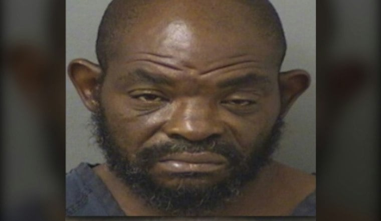West Palm Beach Man Accused of Punching Ex Over $20, Stealing Her Nissan
